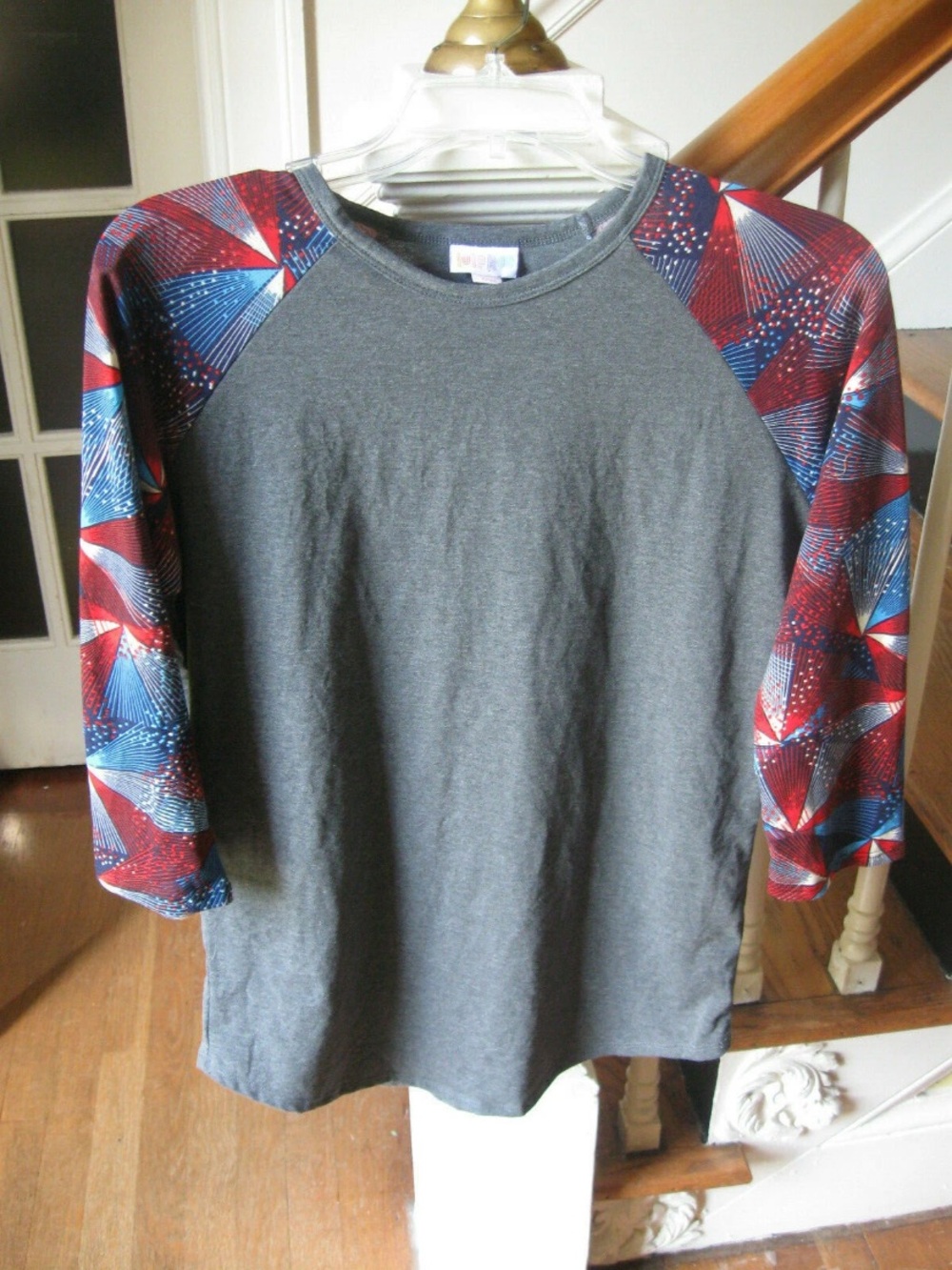 LuLaRoe Randy Top-Gray-Red/White/Blue Firework 3/4 Sleeves-4th of July-Patriotic